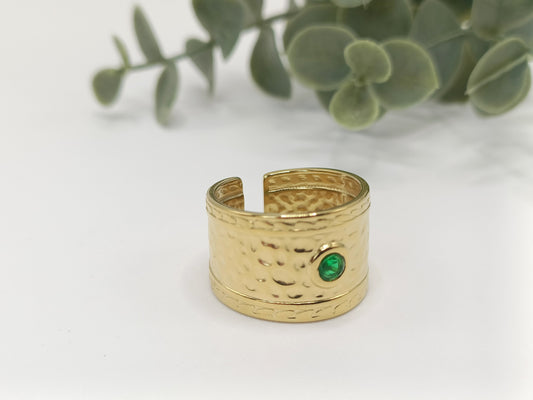 Bague dorée Laurette en acier inoxydable et perle verte 