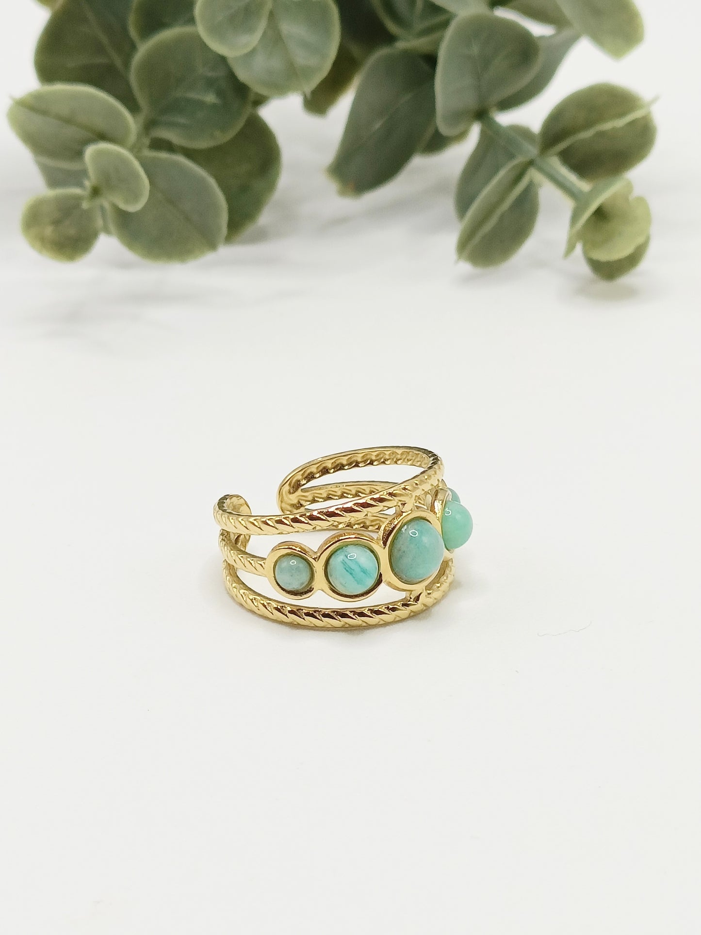 Bague dorée et jade