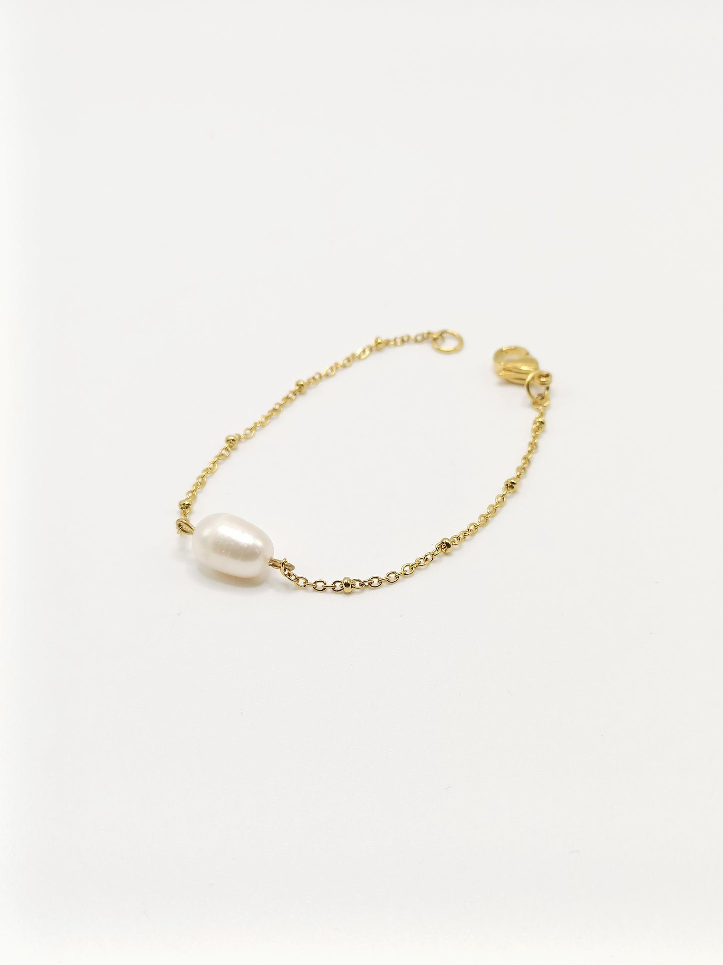 Bracelet fin doré perle de culture